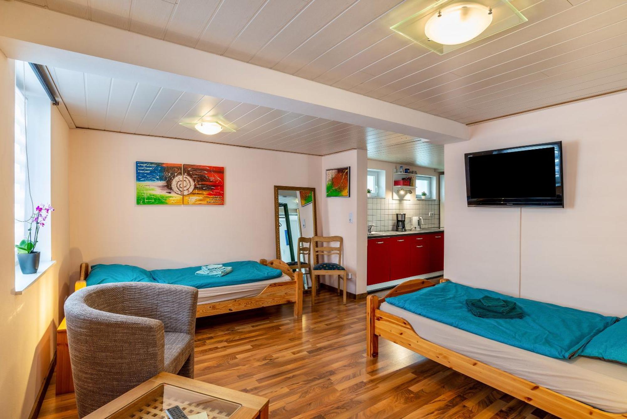 Ferienwohnung Blaues Haus Ubstadt-Weiher Dış mekan fotoğraf